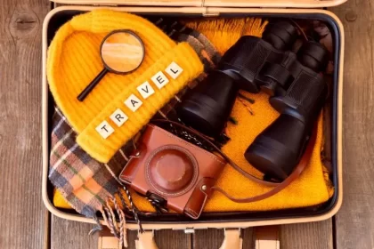 The perfect outfit for an autumn trip. Source: neighbor.com website; Photographer: Unknown