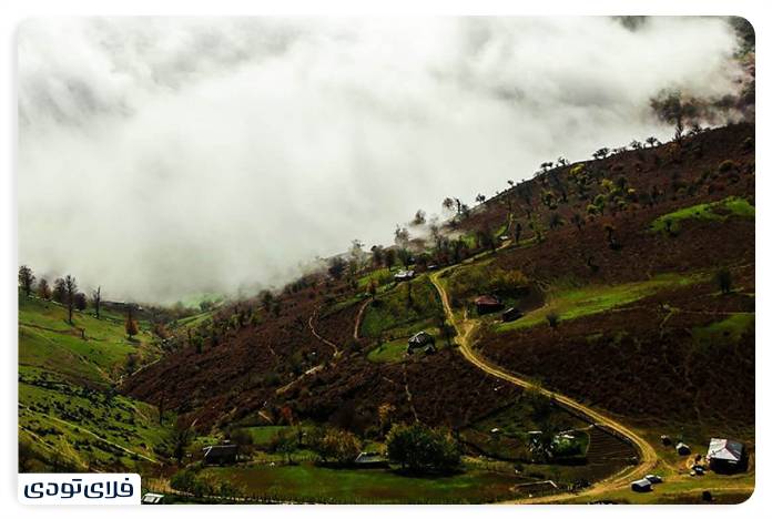 Where is the road from Islam to Khalkhal?