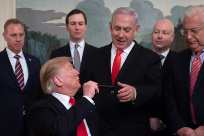 Politico: Trump will not give Netanyahu a blank check to sign on Iran