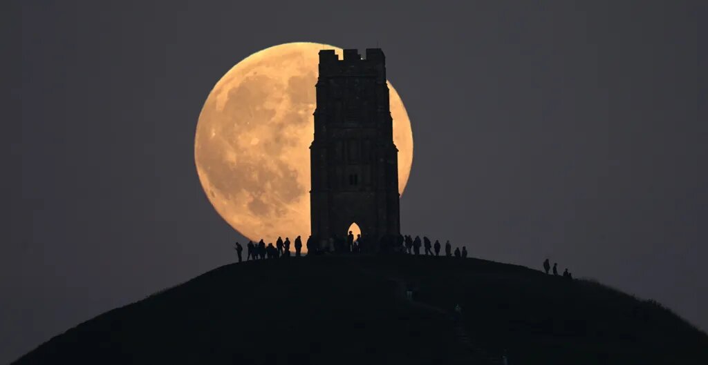 See stunning images of the last supermoon of 2024