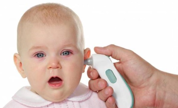 What is the cause of earache in children?