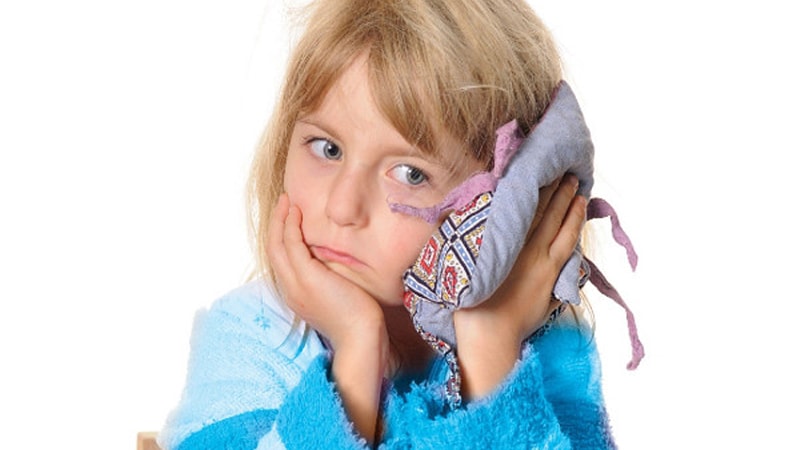 Quick and home treatment of children's earache