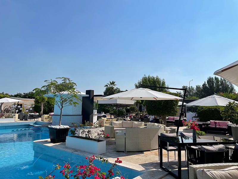 Dariush hotel pool coffee shop and restaurant; Photo source: Google Map; Photographer: Ali Fafadar