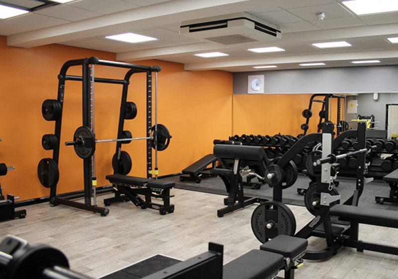 Dariush Hotel sports hall with fitness facilities; Photo source: Dariush Hotel website; Photographer: Unknown
