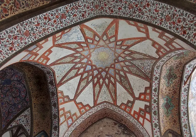 Fin Kashan Amirkabir bath using mansion architecture