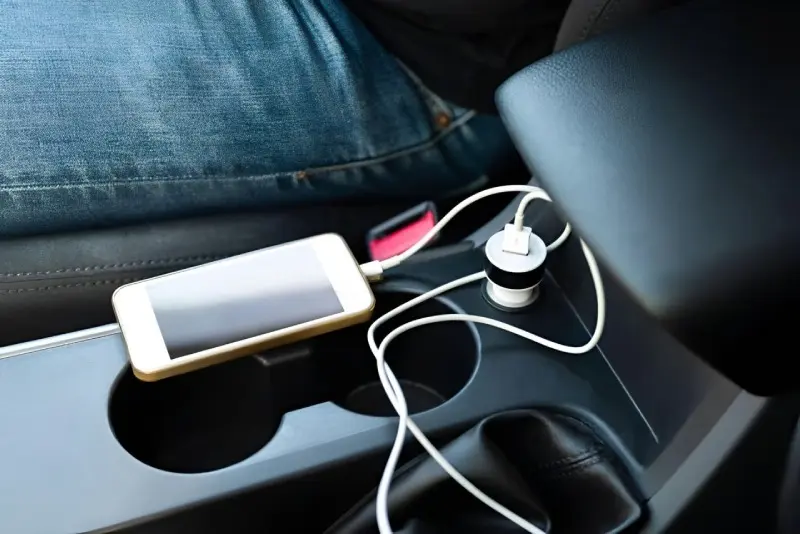 Portable charger for car travel. Source: biknik.ir website; Photographer: Unknown
