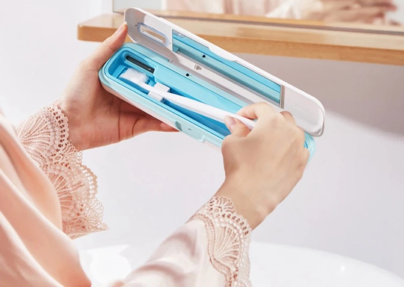Personal toothbrush disinfectant. Source: m.geekbuying.com website; Photographer: Unknown