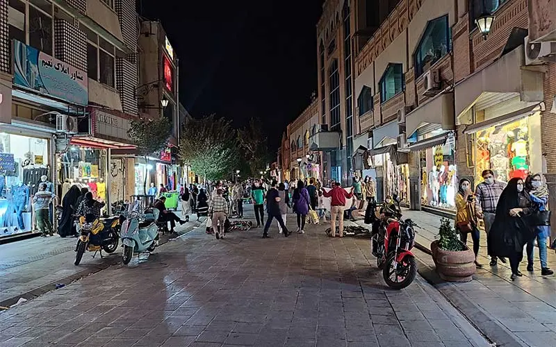Tarbiat Tabriz pedestrian street at night, photo source: Google Map, photographer: Mohammadreza Azari