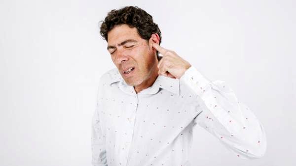 The cause of whistling in the left ear