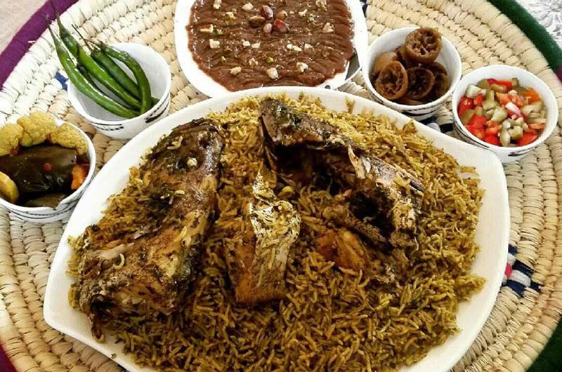 Disho Qeshm rice with fish, pickles and green pepper; Photo source: mapgard.com website; Photographer: Unknown