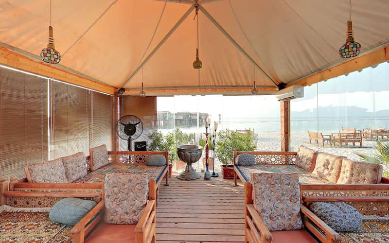Taraj Kish hotel gazebo with traditional beds