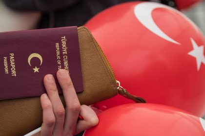 How to get a permanent residence in Türkiye with a tourist visa?