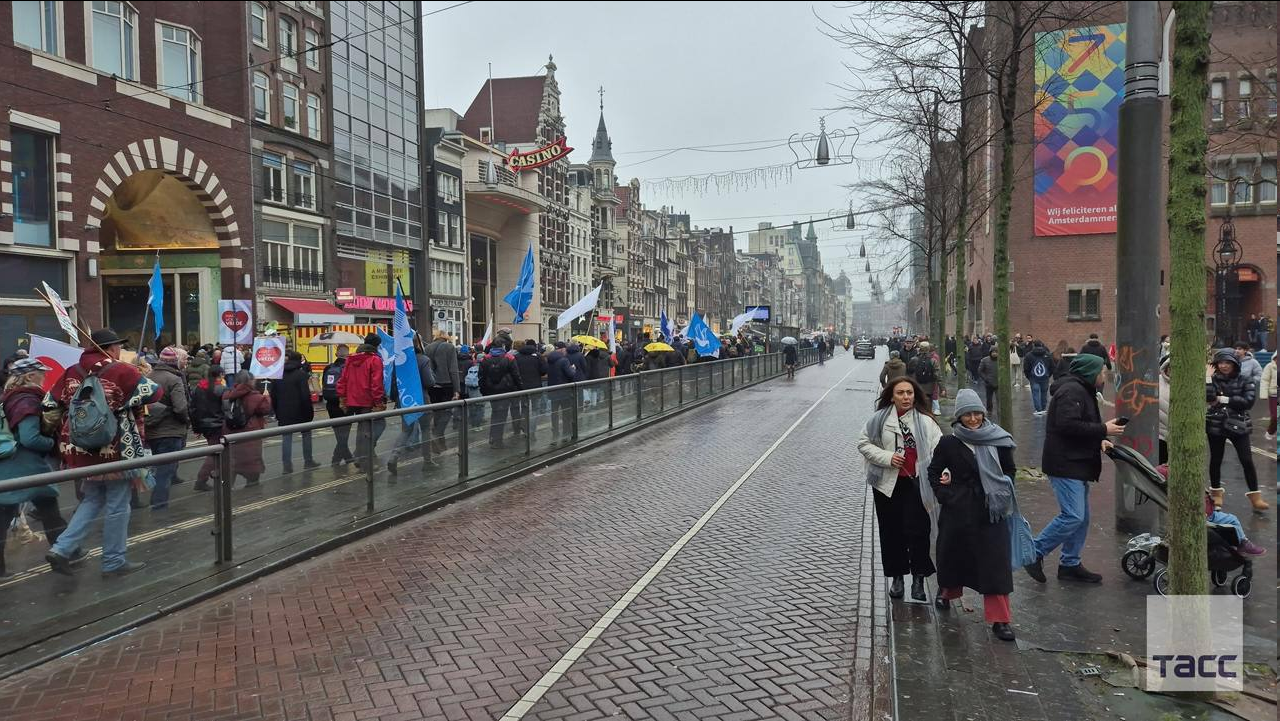 Dutch protests in Amsterdam against the continuation of the war in Ukraine