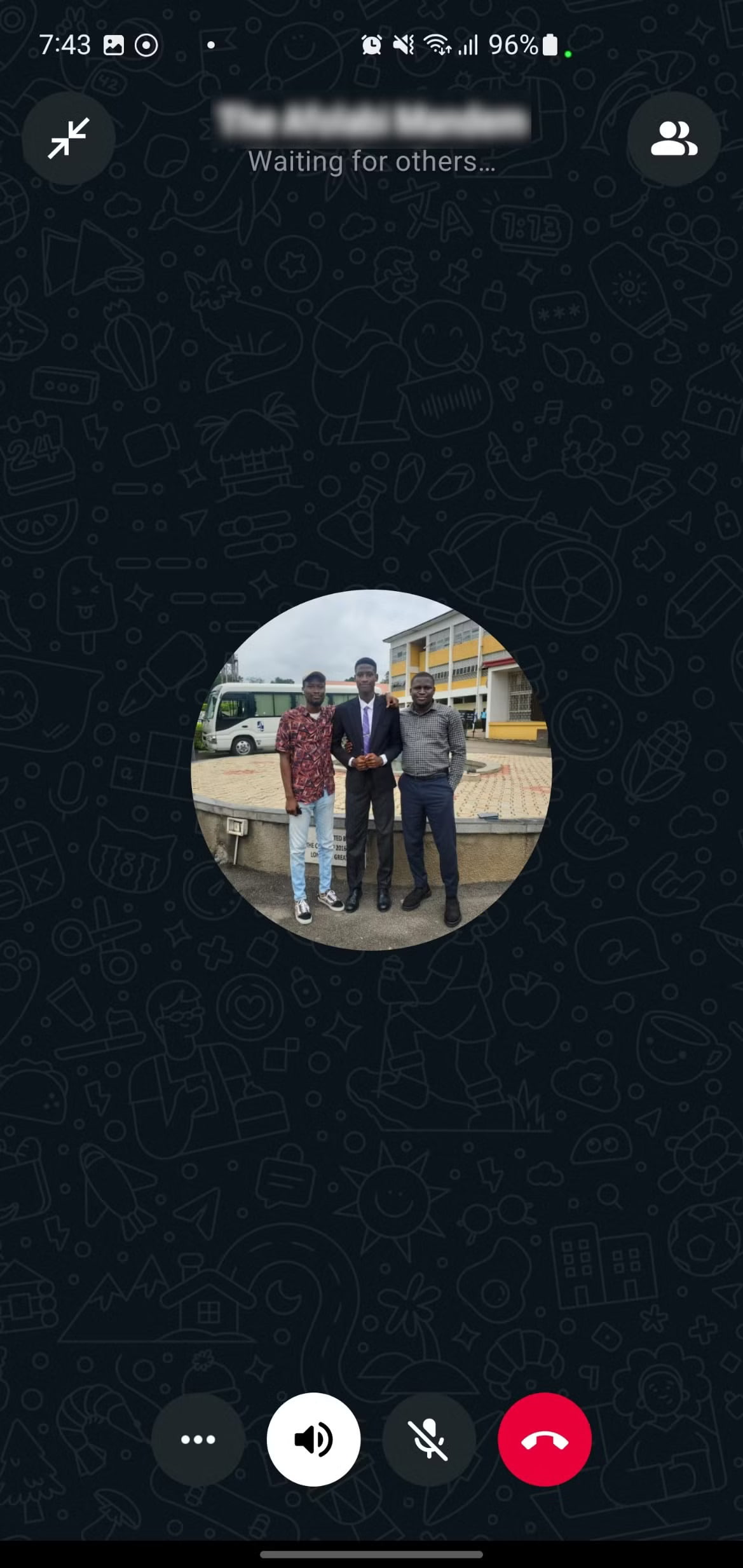 Making a group audio and video call on WhatsApp