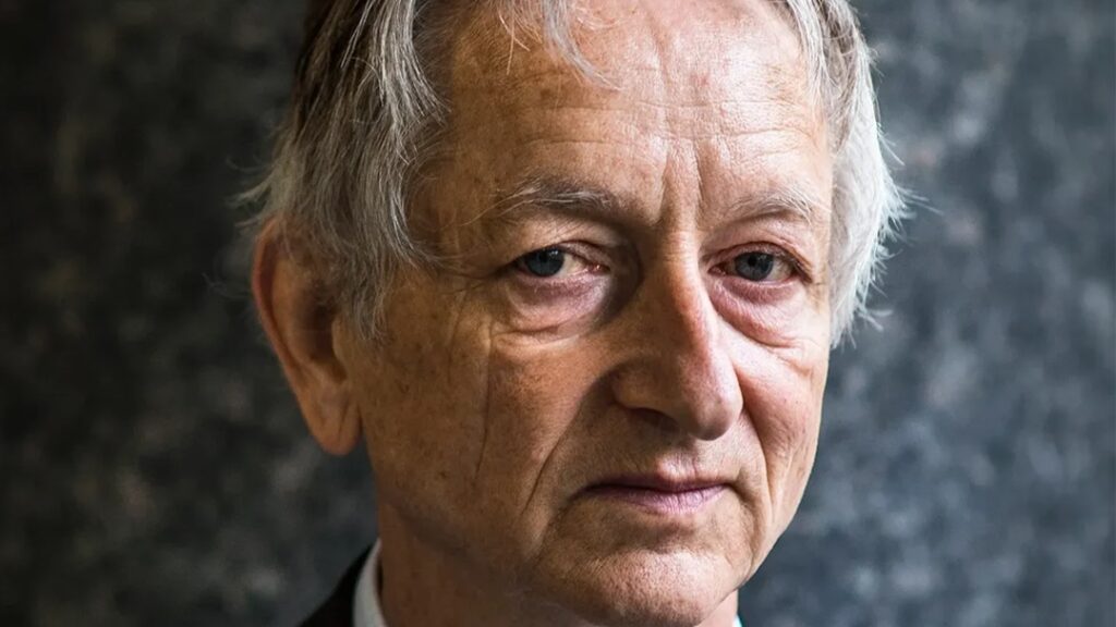 The confrontation between artificial intelligence and humans in the next 30 years