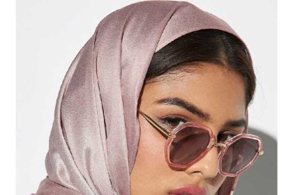 The effect of glasses on the face