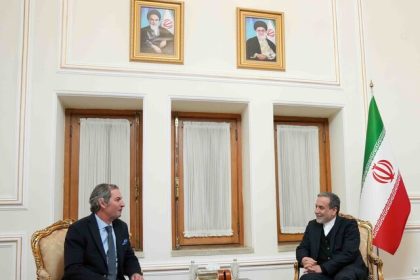 The farewell meeting of the Portuguese ambassador in Tehran with Araghchi