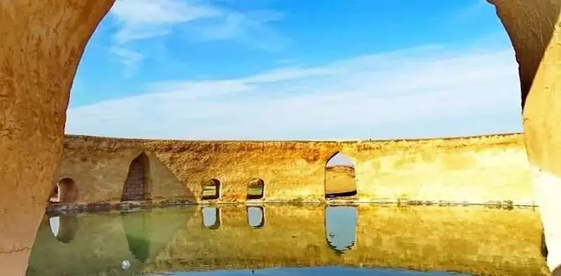 Daulat Bandar Kong Sea Pond, photo source: amlakbandarabbas, photographer: unknown