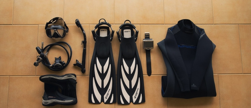 diving equipment; Photo source: padi.com. Photographer: Unknown