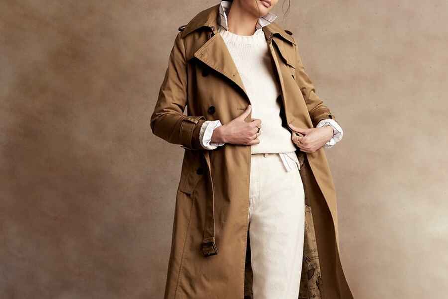 Style with a linen trench coat