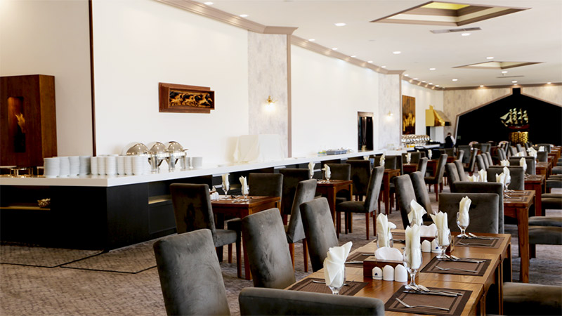 Shambler Restaurant of Shayan Kish Hotel; Photo source: Shayan Kish Hotel website; Photographer: Unknown