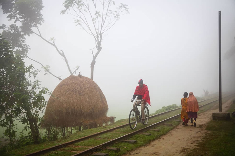 Train tracks in Bangladesh in winter fog; Photo source: 121clicks.com; Photographer: Mou Aysha