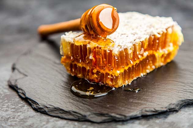 Properties of natural honey for health