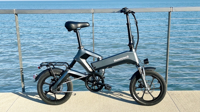 folding electric bicycle; Photo source: thegadgetflow.com. Photographer: Unknown