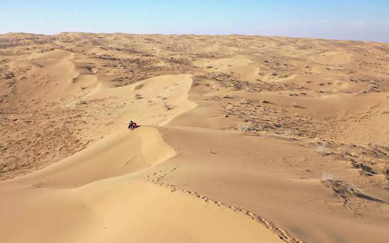 Tourists in Abu Zeidabad desert, photo source: Google Map, photographer: ZigZag MTB com 