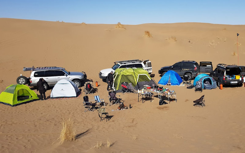 Camping in Maranjab desert, photo source: Google Map, photographer: 