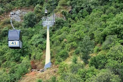 Ramsar cable car in the green roof of Ramsar, photo source: Google Map, photographer: Sami Eliagoubi