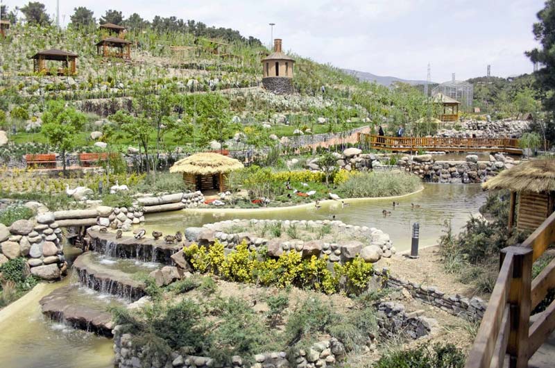 The stream and the greenery of Tehran Bird Park; Photo source: Visit Iran, photographer: unknown
