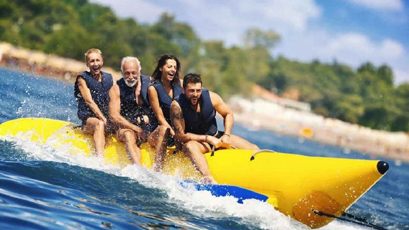 Beach fun and things you need to do in Mount Larren Pattaya!