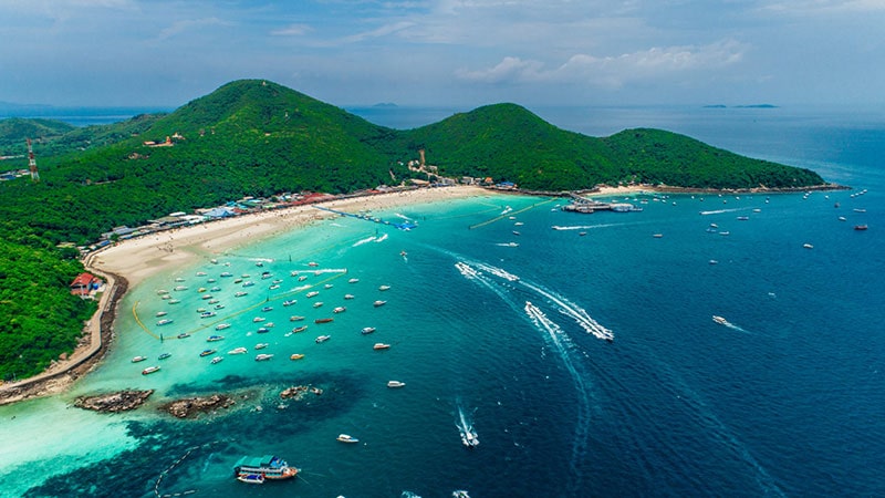 Twin beach (Tawaen Beach)