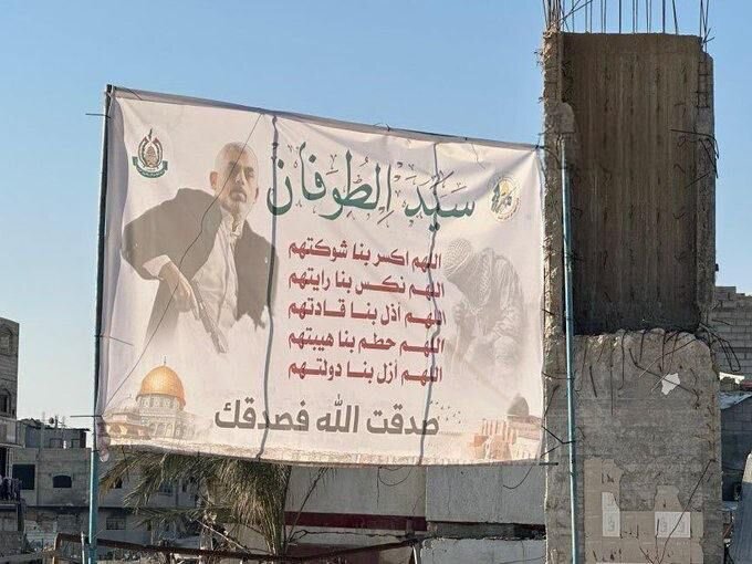 The beginning of the third round of prisoners' exchange with the delivery of Zionist female captives; ۱۱۰ Palestinian captives are freedom+ images