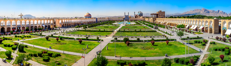 Panorama of Naqsh Jahan Square. Photographer: Reza Sobhani