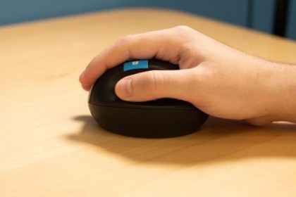 Ergonomic mouse