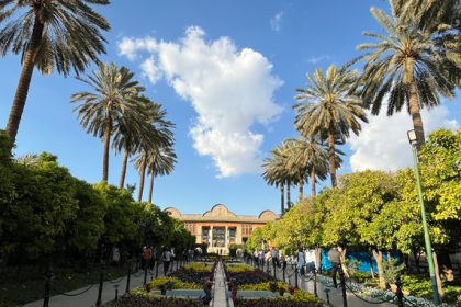 Consideration of Orange Ghost. Photographer: Hadi