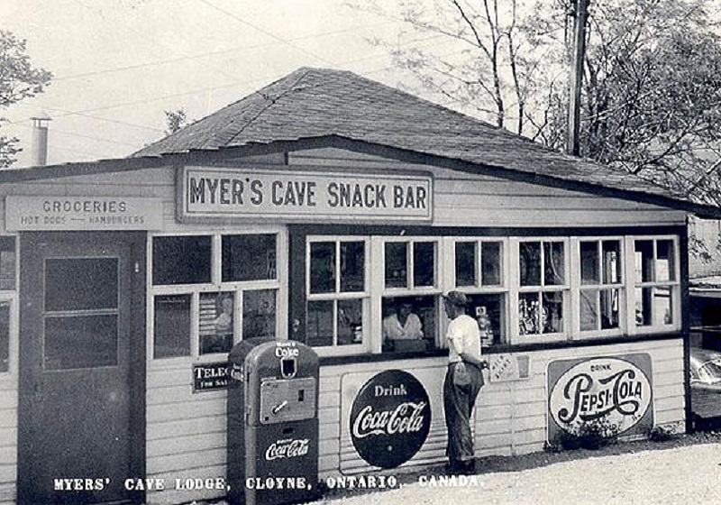 Myers Cave Restaurant in America; Photo Source: Wiki Media; Photographer: Unknown