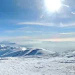 Mountaineers on the snowy peak of Tochal; Photo source: Iran on Adventure, photographer: unknown