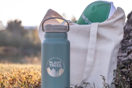 Klein Contine Water Bottle. Source: Shop.arborday.org website; Photographer: Unknown