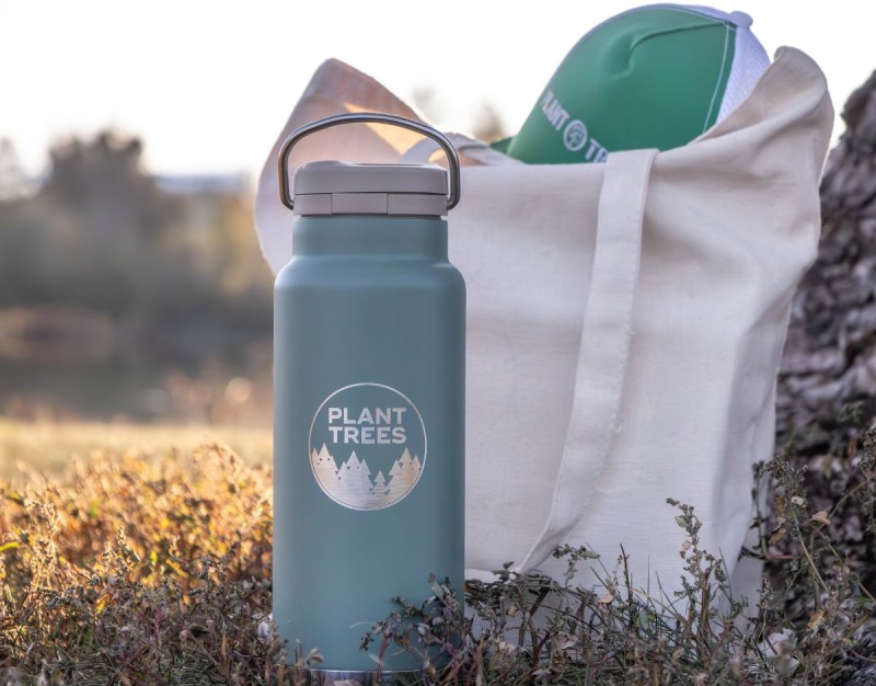 Klein Contine Water Bottle. Source: Shop.arborday.org website; Photographer: Unknown