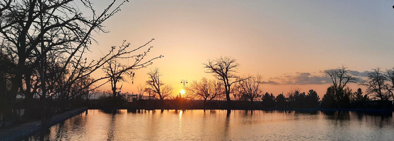 Sunset in Irinji Mamqan Park. Photo source: Badge