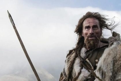 A man in prehistoric clothing; Photo source: faircompanies; Name of the photographer: unknown