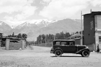 Historical photo of Tajrish square