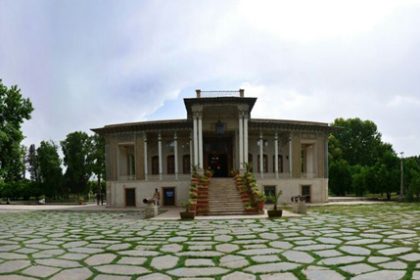 Panoramic photo of Afif Abad garden. Photographer: Mehran peiravynejad