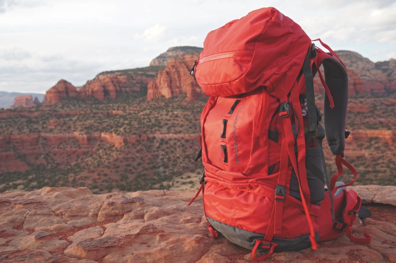 Mountaineering backpack in Grand Canyon. Source: wmomall.space website; Photographer: Unknown