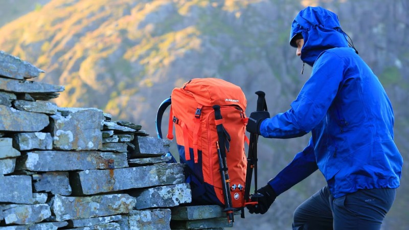 Lightweight mountaineering backpack. Source: LiveFortheoutdoors.com website; Photographer: Unknown