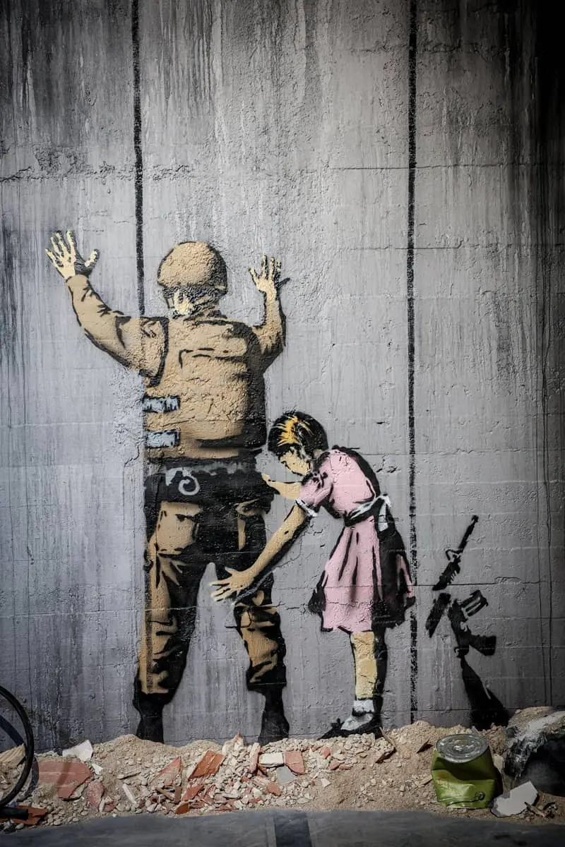 Captivity of a soldier; Banksy's effect