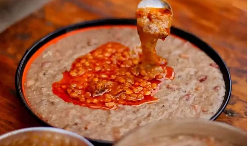 Shell Mashhadi with Decoration, Photo Source: Blog.okala.com, Photographer: Unknown